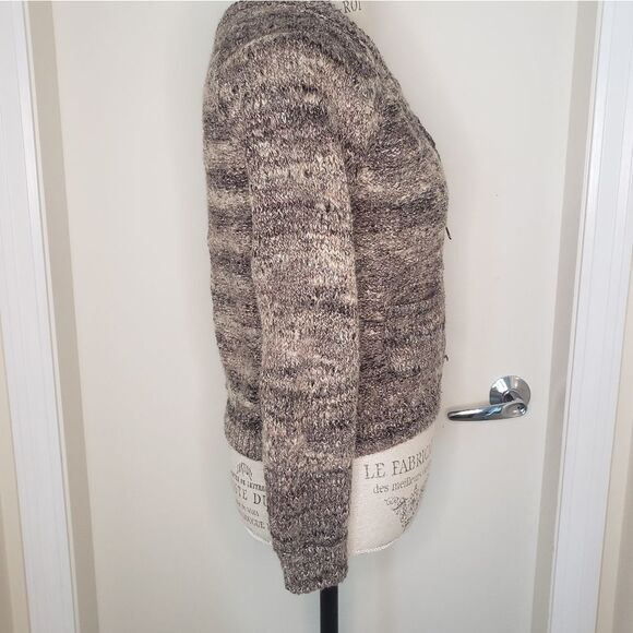 Aritzia Gray Knit Cardigan Sweater - Picture 3 of 10